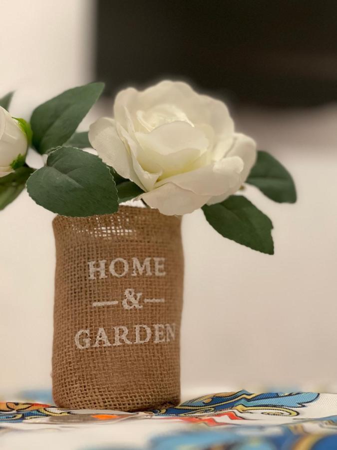 Casuzza Olivuzza Apartment ปาแลร์โม ภายนอก รูปภาพ